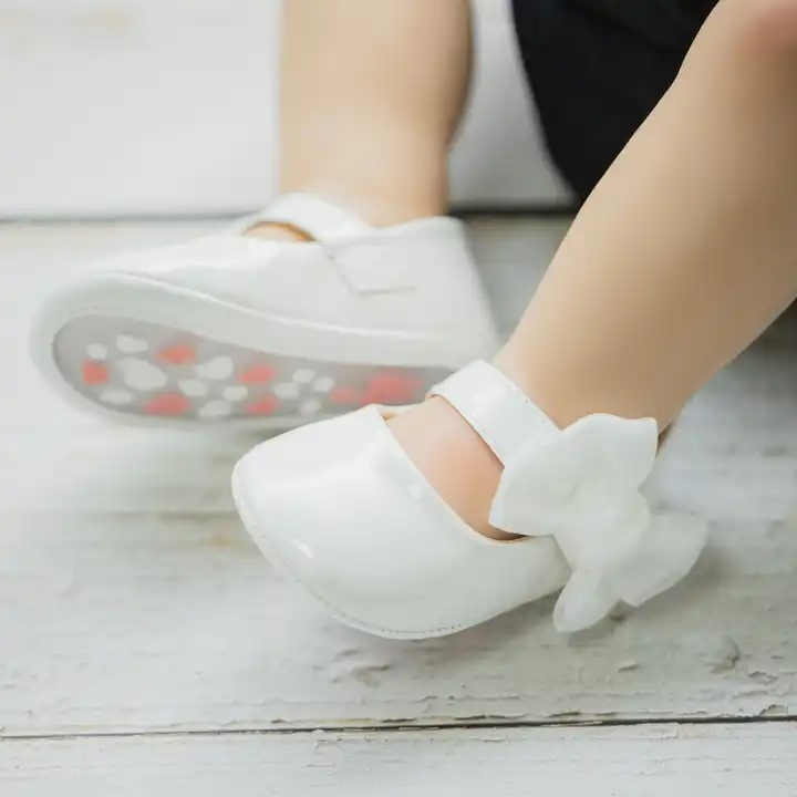 Infant Baby Girls Soft Sole Bowknot Princess Wedding Dress Mary Jane Flats Prewalker Newborn Light Baby Sneaker Shoes